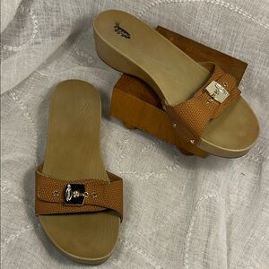 Dr Scholl’s sandals